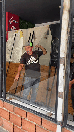 Instalación de fachadas de vidrio